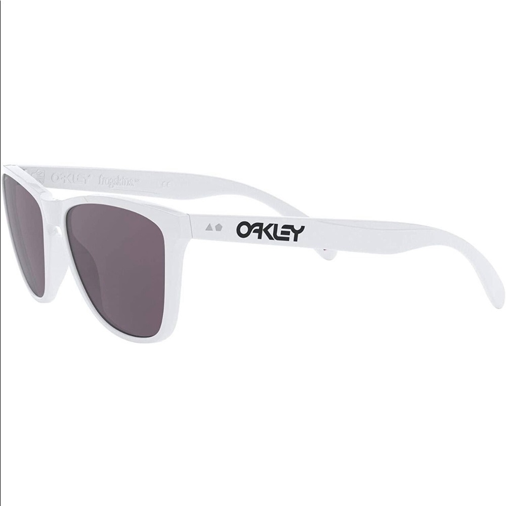 Oakley Frogskins Sunglasses